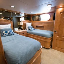 Aurora Yacht 