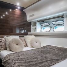 A4 Yacht 