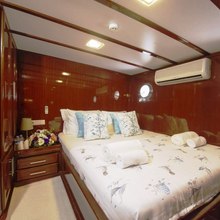 Pina Yacht 