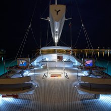 Swagger Yacht Deck - Night