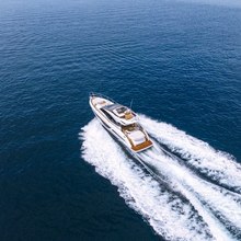 Chameleon III Yacht 