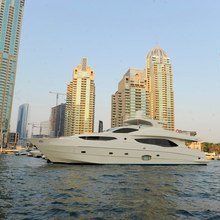 Infinity 7 Yacht 