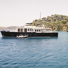 Dali Yacht 