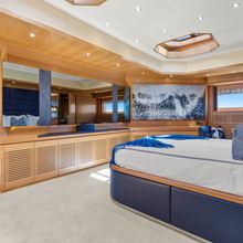 Silent World Yacht 