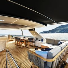 Legend II Yacht 