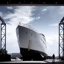 Les Cinq Yacht 