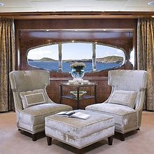 Amaral Yacht Master Stateroom - Lounge Seating