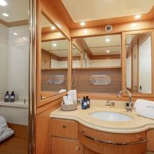 Ave of Rome Yacht 