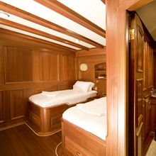Take It Easier Yacht Twin Stateroom