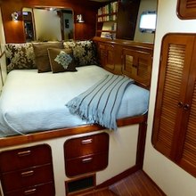 Three Moons Yacht 
