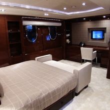 Vision Yacht Guest Stateroom - Screen