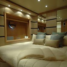 Seven Star Yacht 