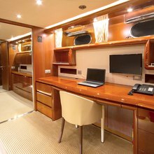 Caelum Yacht 
