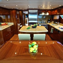 Divertimento II Yacht 