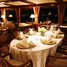 Skyetyme Yacht Dining