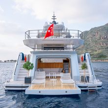 Dulce De Leche Yacht 