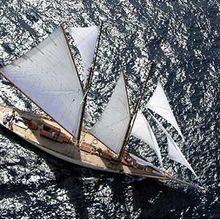 Sunshine Yacht Overhead