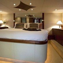 Saint George Yacht 