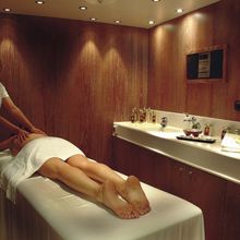 Elegant 007 Yacht Massage Room