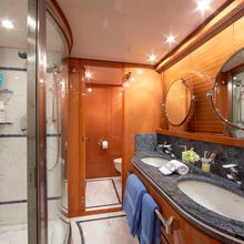 Solona Yacht 