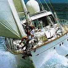 Demoiselles Yacht 