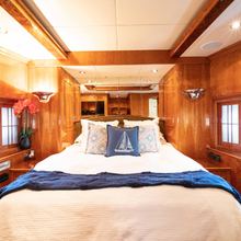 Rays Yacht 
