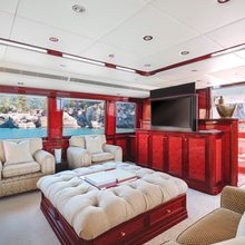 Flying Fish Yacht 