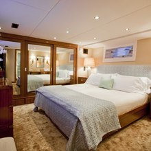 Wild Dawn Yacht 