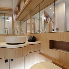 Armonee Yacht 