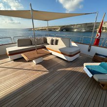 Cheetah Moon Yacht 