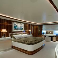 O'Neiro Yacht Master Stateroom