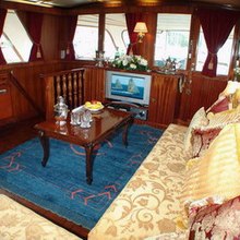 Shangri - La Yacht 
