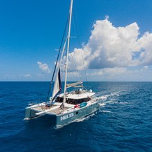 Dolcevitacat Yacht 
