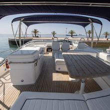 Happy Dream Yacht 