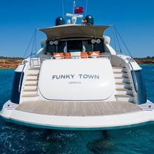 Funky Town Yacht 