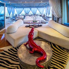 Zulu Yacht 