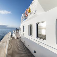 Genesia Yacht 