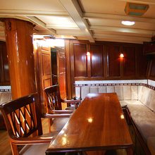 Sunshine Yacht Salon Seating