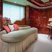 AquaLibrium 1 Yacht Master Stateroom - Seating