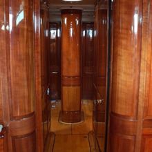 Aphrodite I Yacht 