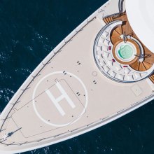 Meridian A Yacht 