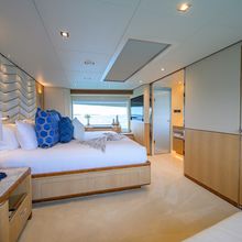 Aqua Life Yacht 
