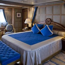 Meserret II Yacht Owner's suite