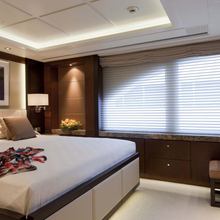 Huntress Yacht VIP Stateroom