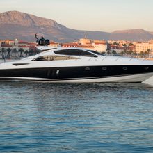 Glorious Yacht 