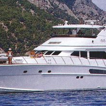 TNTT Yacht 