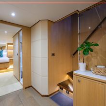 Aqua Life Yacht 