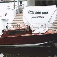 Lady Brave Yacht 