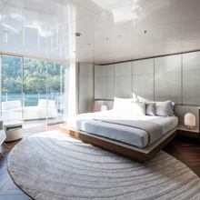Savannah Yacht 
