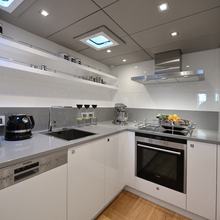 Blue Belly Yacht 